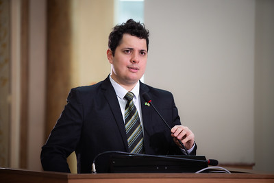 Vereador Bruno Secco no plenário da Câmara de Curitiba