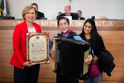 Crys Gaiteiro e Meri Martins 