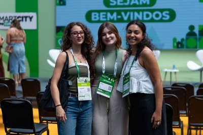 Estudantes no Smart City