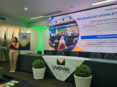 Escola do Legislativo na Uvepar