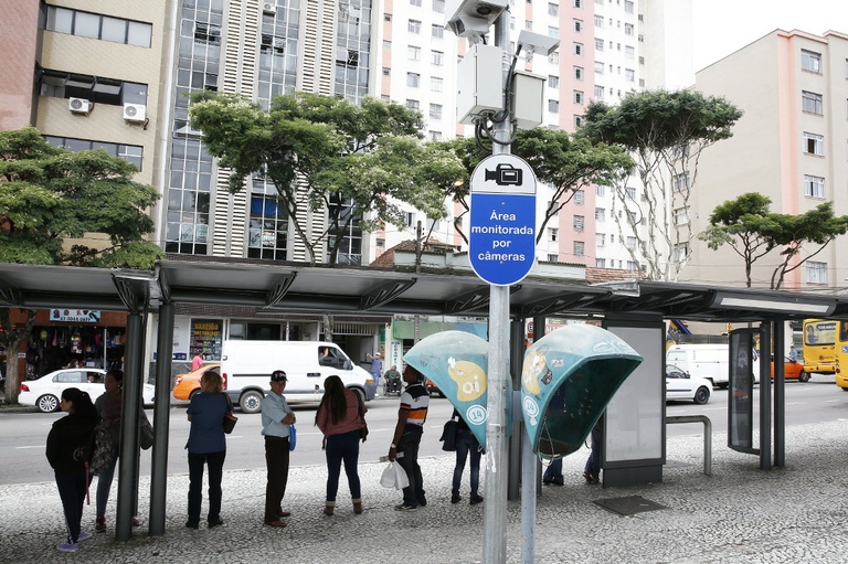 Implantação da Muralha Digital é debatida na Câmara de Curitiba