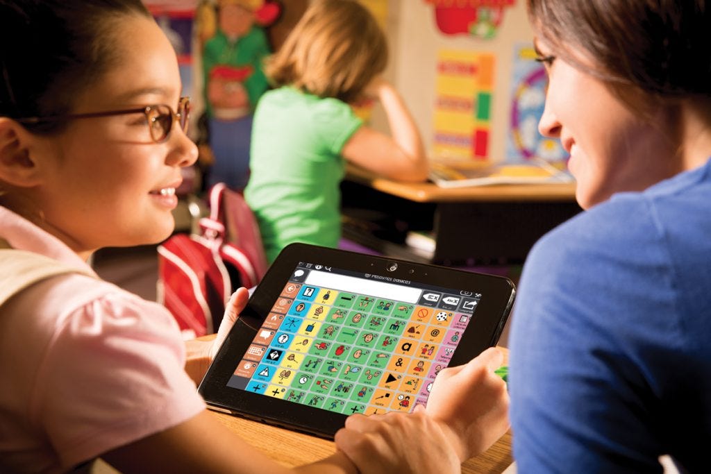 Incentivo à comunicação alternativa volta a tramitar na Câmara de Curitiba 