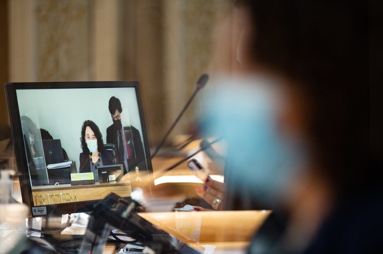 Indecisão sobre reajuste de 3,14% opõe vereadora e secretário em Curitiba