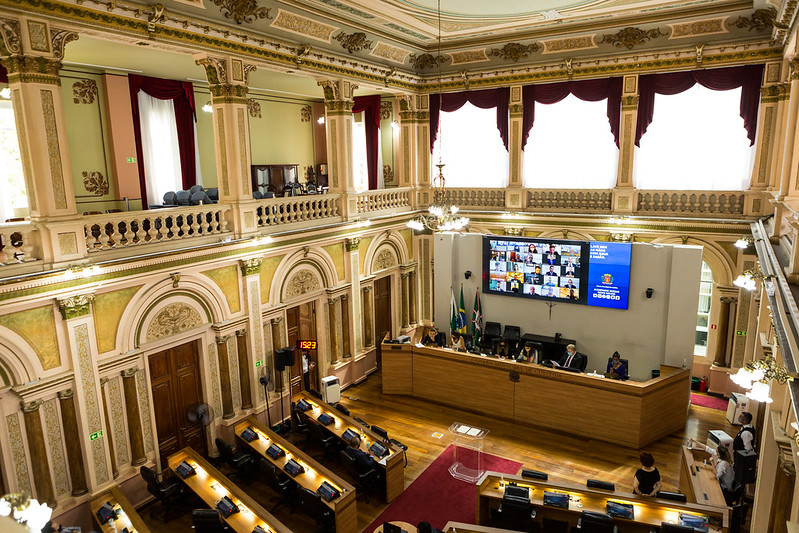 Empossados vereadores da 18ª legislatura da Câmara de Curitiba