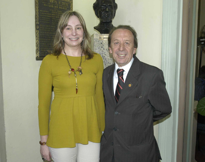 Instituído prêmio a destaques da música 