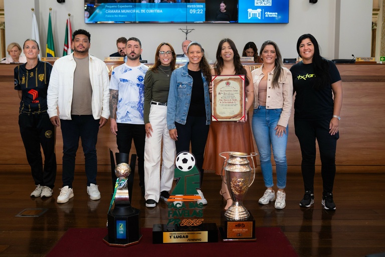 Jardim Gabineto vence Taça das Favelas no feminino e ganha Congratulações