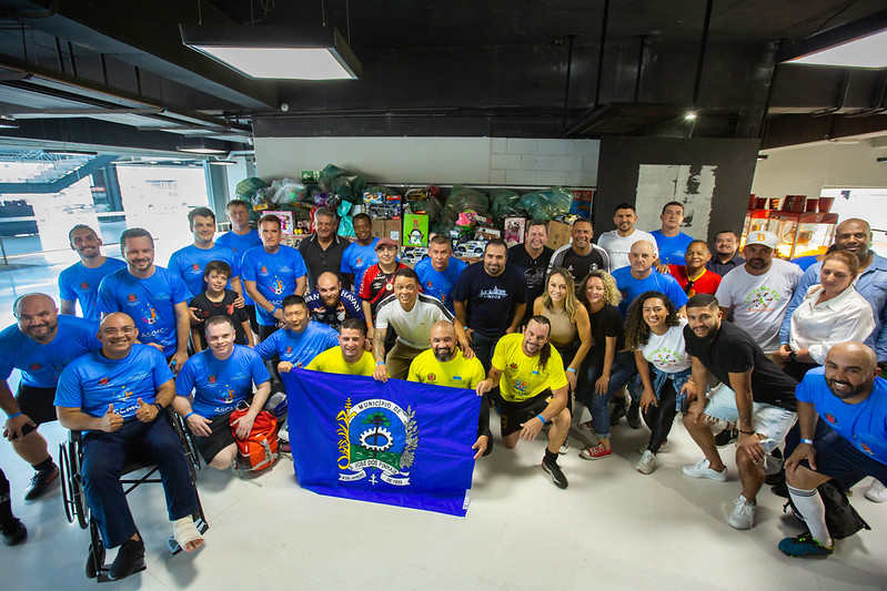 Jogo solidário na Arena arrecada mais de 10 mil brinquedos