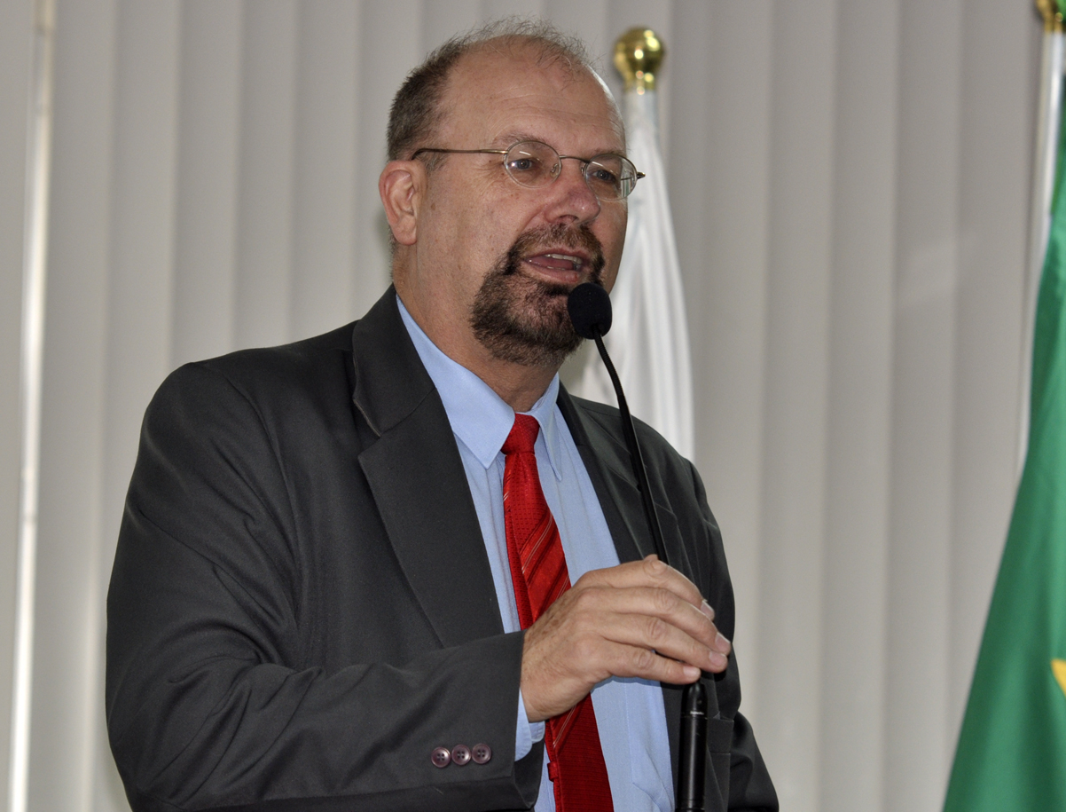 Jorge Bernardi sugere transferir festas de carnaval do Garibaldis e Sacis para a Pedreira 