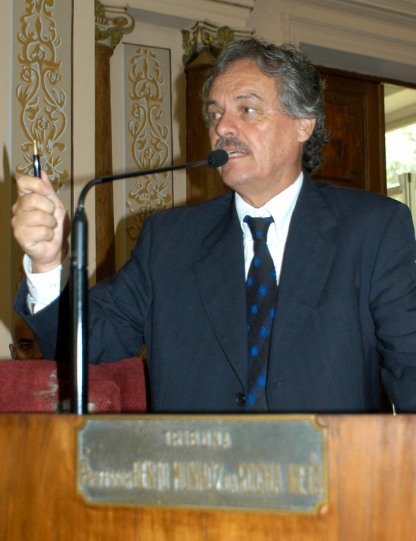 Jornalista vai nominar logradouro público 