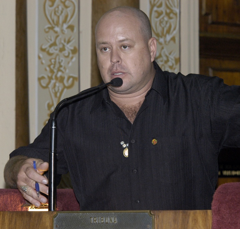 Julião Sobota declara independência de voto 