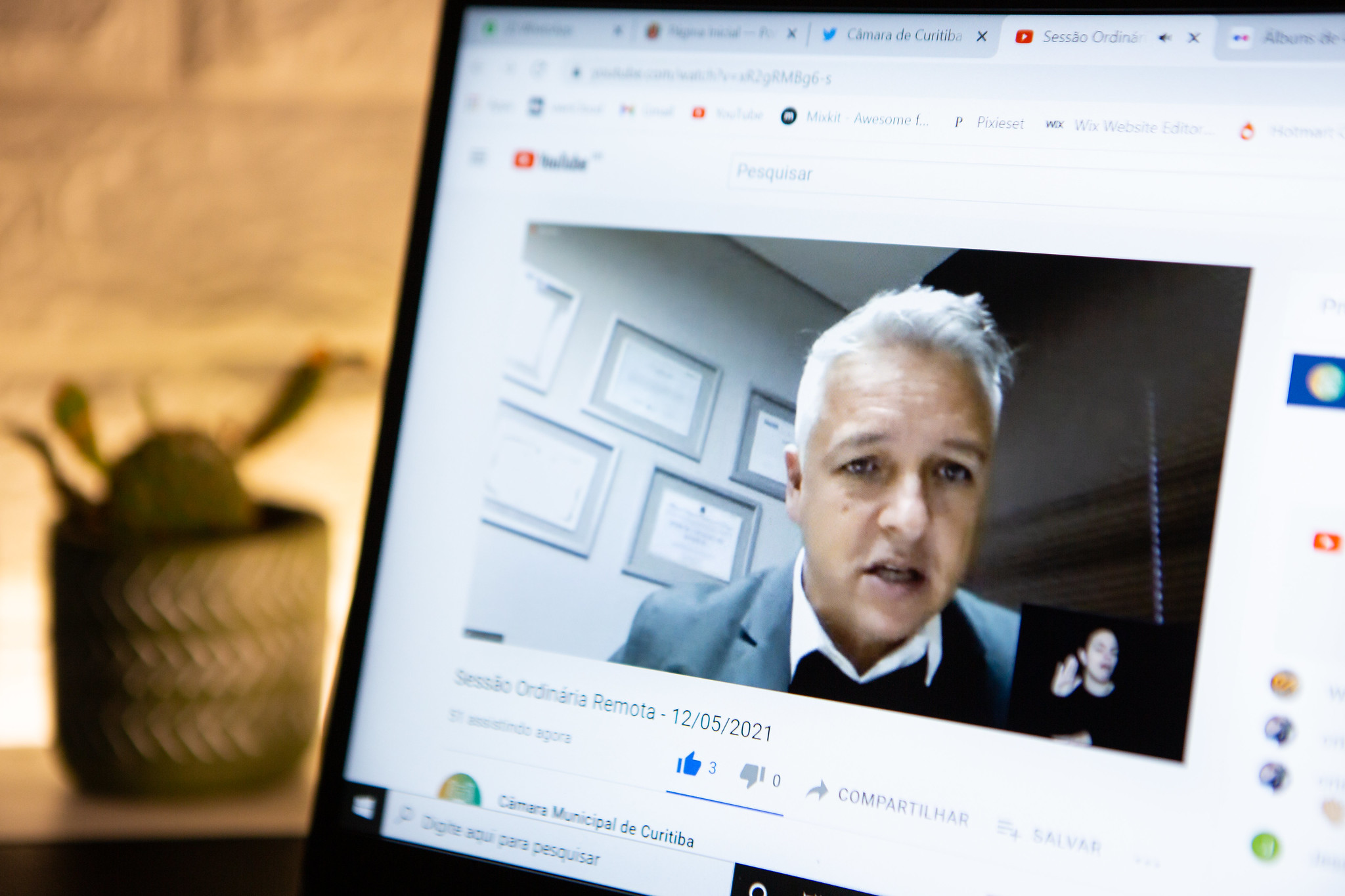 Júri popular de Rachel Genofre começa e vereadores pedem justiça à menina