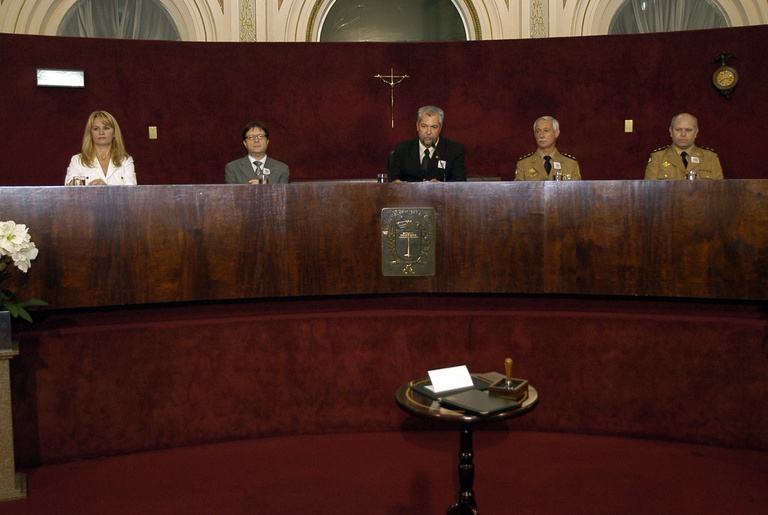 Lançado selo dos 40 anos dos Correios 