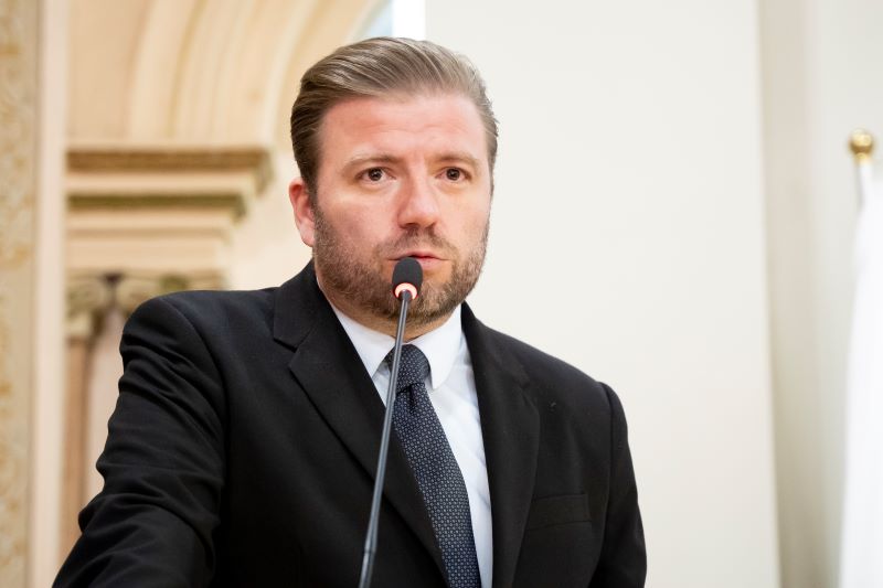 Laudo vitalício para diabetes tipo 1 avança na Câmara de Curitiba