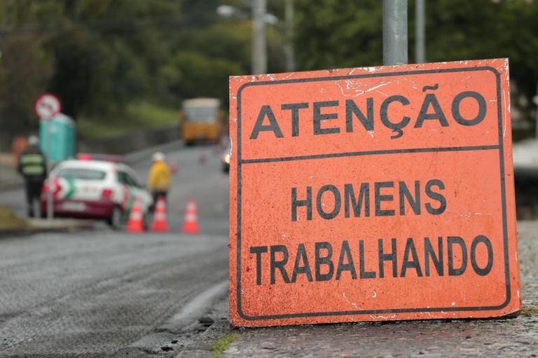 LDO 2025: obras públicas lideram pedidos à consulta pública 