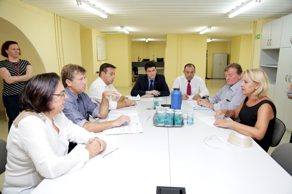 Legislação acata uso do recuo para estacionamento