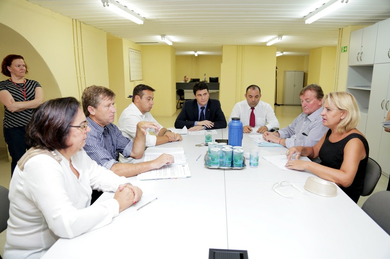 Legislação acata uso do recuo para estacionamento