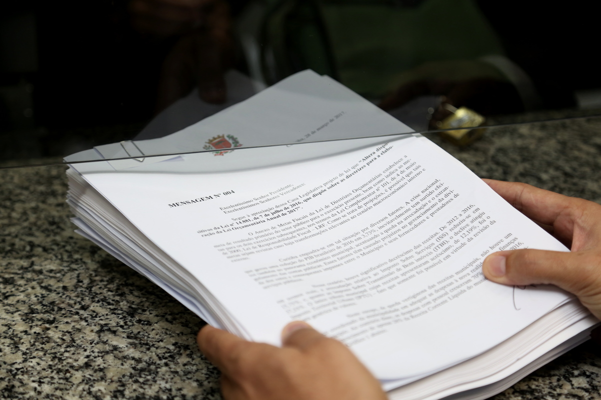 Legislação analisa 5 projetos do Plano de Recuperação