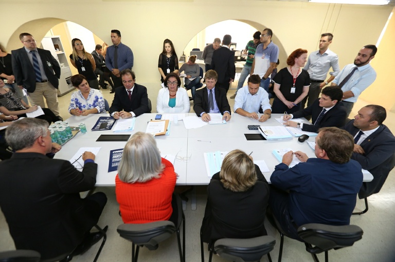 Legislação segura projeto para biombos em caixas eletrônicos