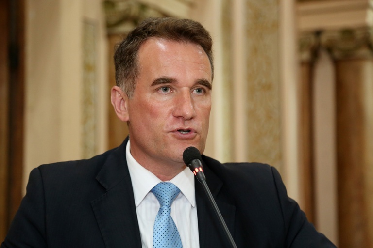 Legislativo regulamenta Comitê Municipal do Transporte Escolar