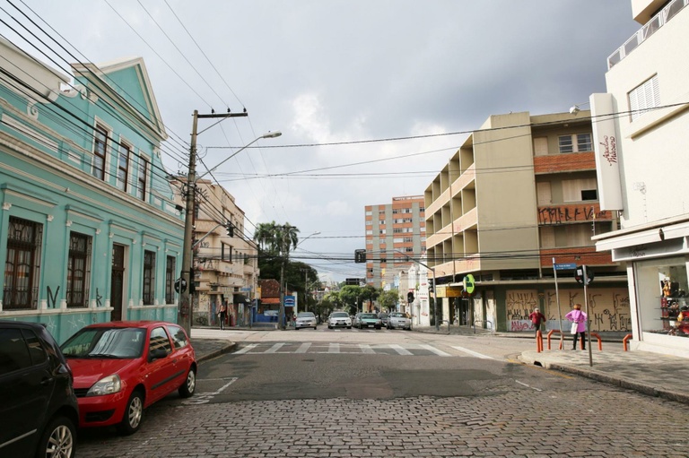 Lei Antipichação: projeto aumenta multa em Curitiba para até R$ 20 mil