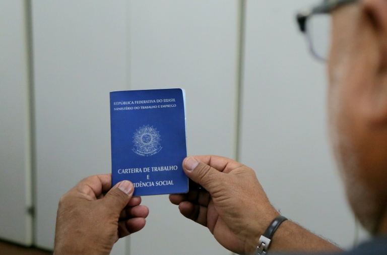 Lei cria diretrizes para incentivar empregabilidade local em Curitiba