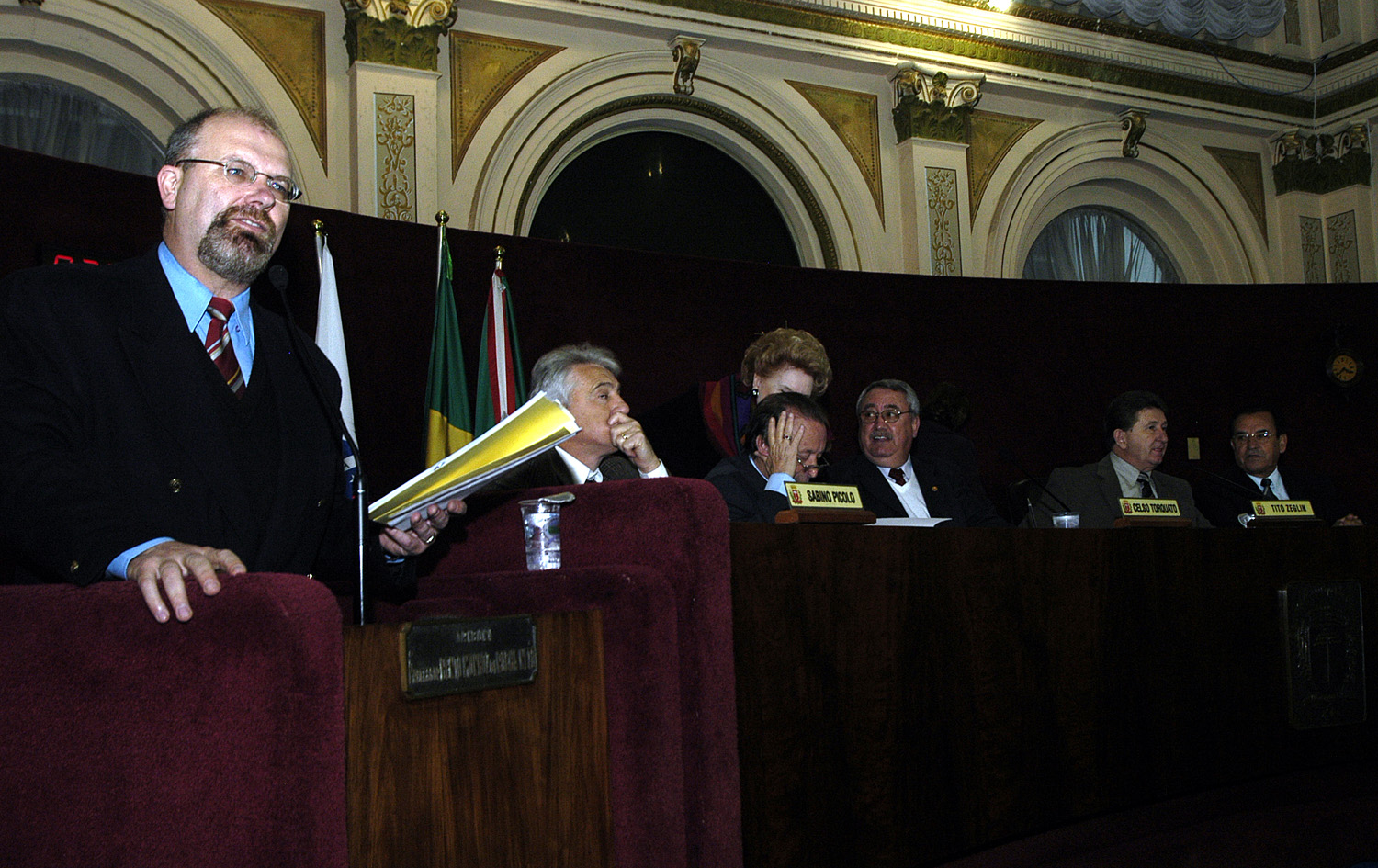 Lei sobre macas tem veto parcial mantido 