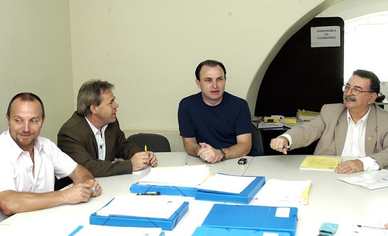 Licença de 180 dias vai a plenário na segunda 