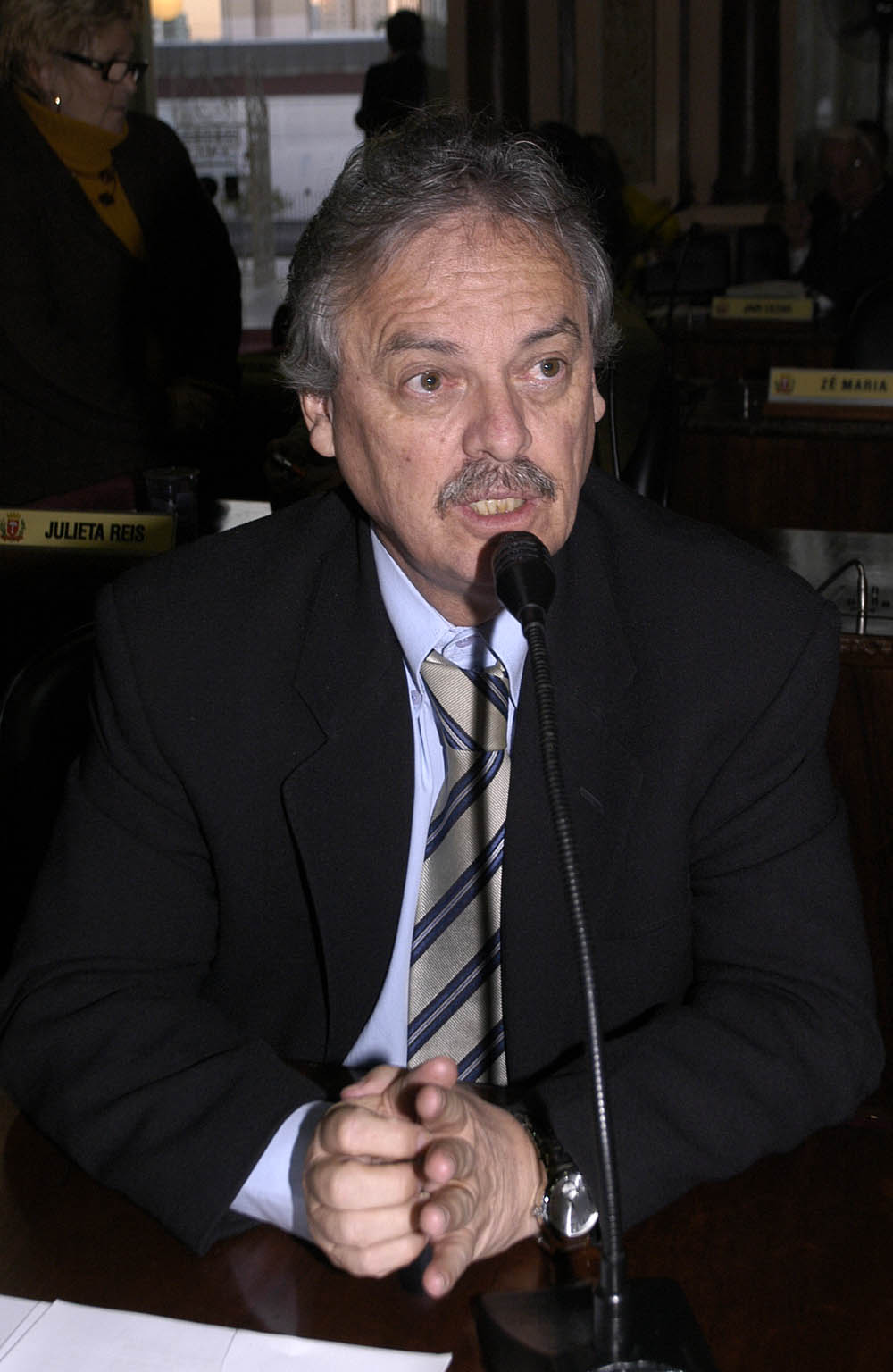 Líder convoca vereadores para mobilização 