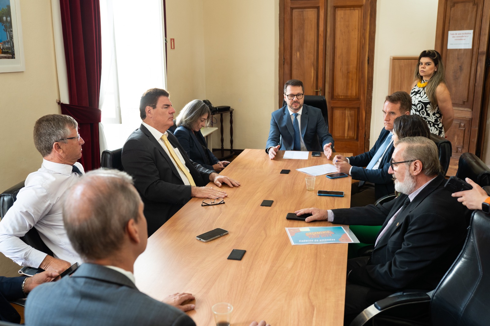 LOA 2024: lideranças preveem que votação durará dia inteiro em Curitiba