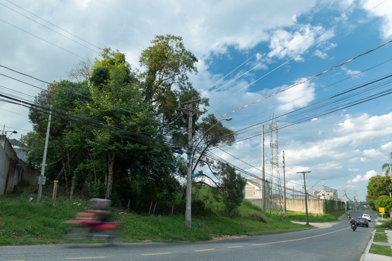 Lote triangular pode ser incorporado a condomínio no Abranches