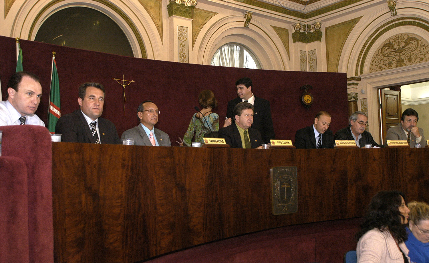 Loteamento clandestino discutido no Legislativo 