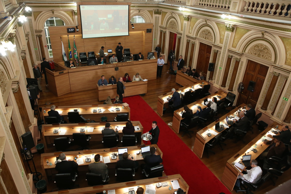 Mais rigor nas utilidades públicas segue para sanção do Executivo