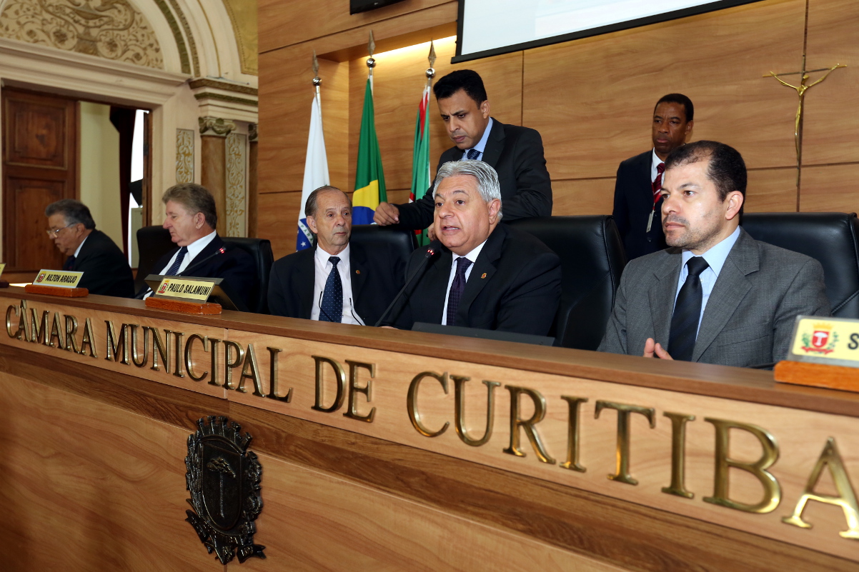 Mandado de segurança suspende eleição do ouvidor de Curitiba