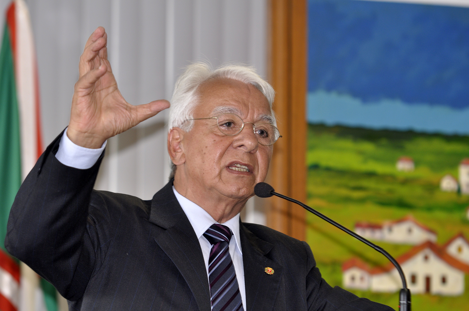 Mantido veto parcial a projeto sobre animais 