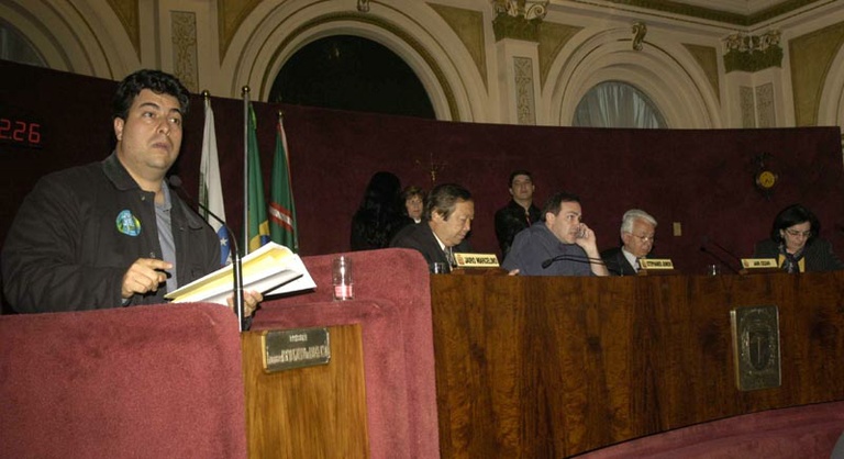 Mantidos vetos parciais nas gratificações a servidores 