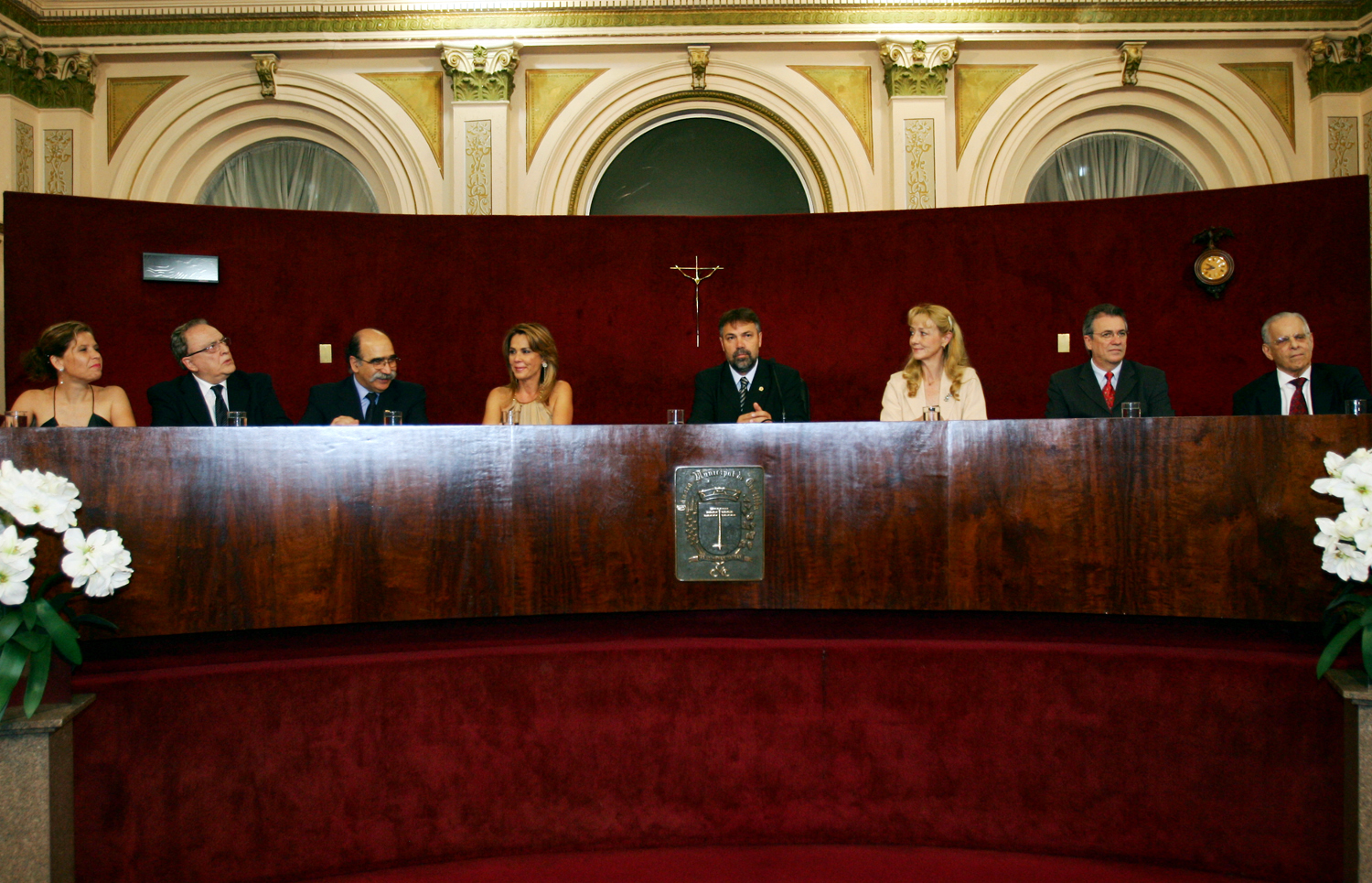 Médica recebe título de cidadania honorária 