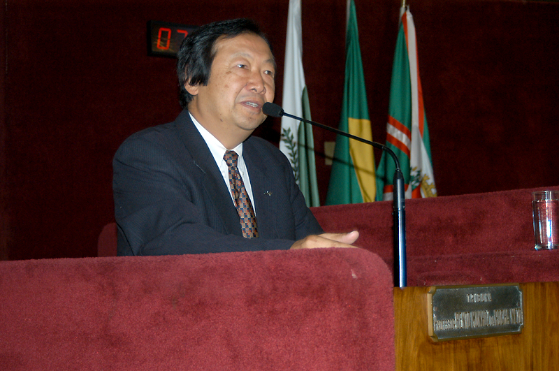 Médico e professora serão homenageados 