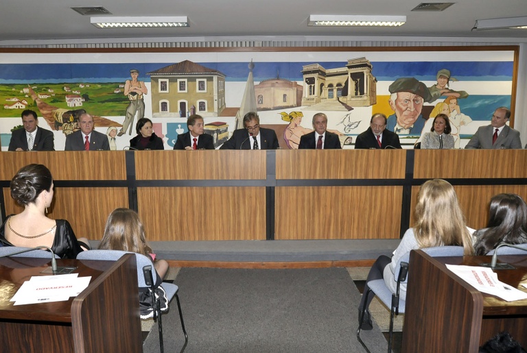 Médico Guilberto Minguetti é cidadão honorário 