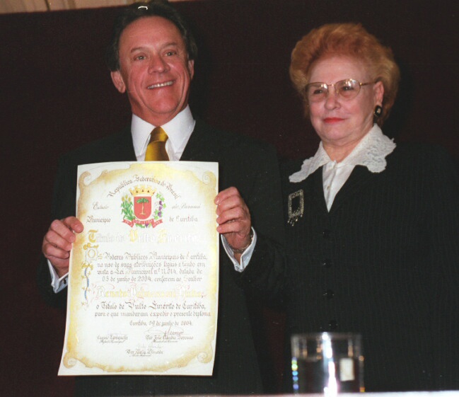 Médico recebe título de Vulto Emérito 