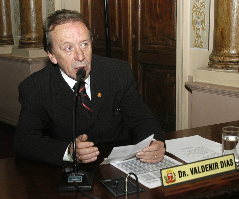 Médico veterinário terá dia municipal  