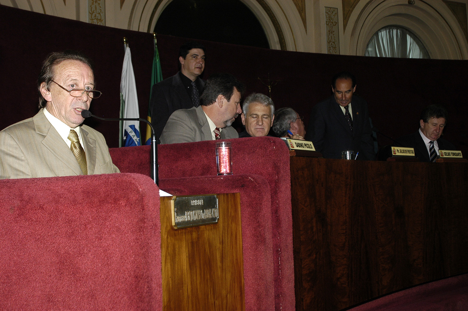 Médicos ganham dia municipal 