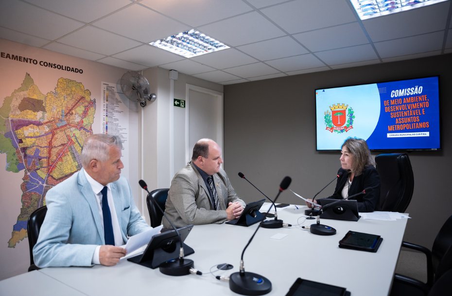 Meio Ambiente quer mais informações sobre queima irregular de lixo