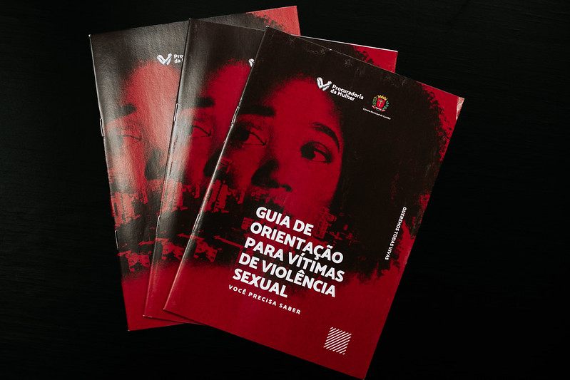 Mês da Mulher: cartilha à vítima de violência foi lançada em Curitiba