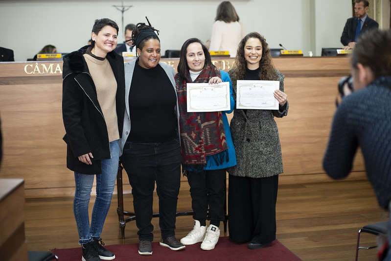 Mês da Visibilidade Lésbica: bares LGBT de Curitiba são homenageados