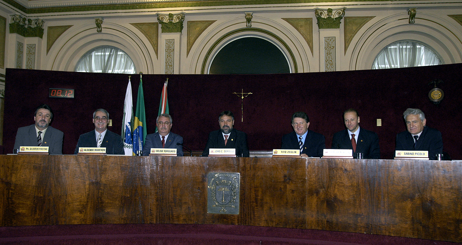 Mesa fecha o ano com importantes realizações 