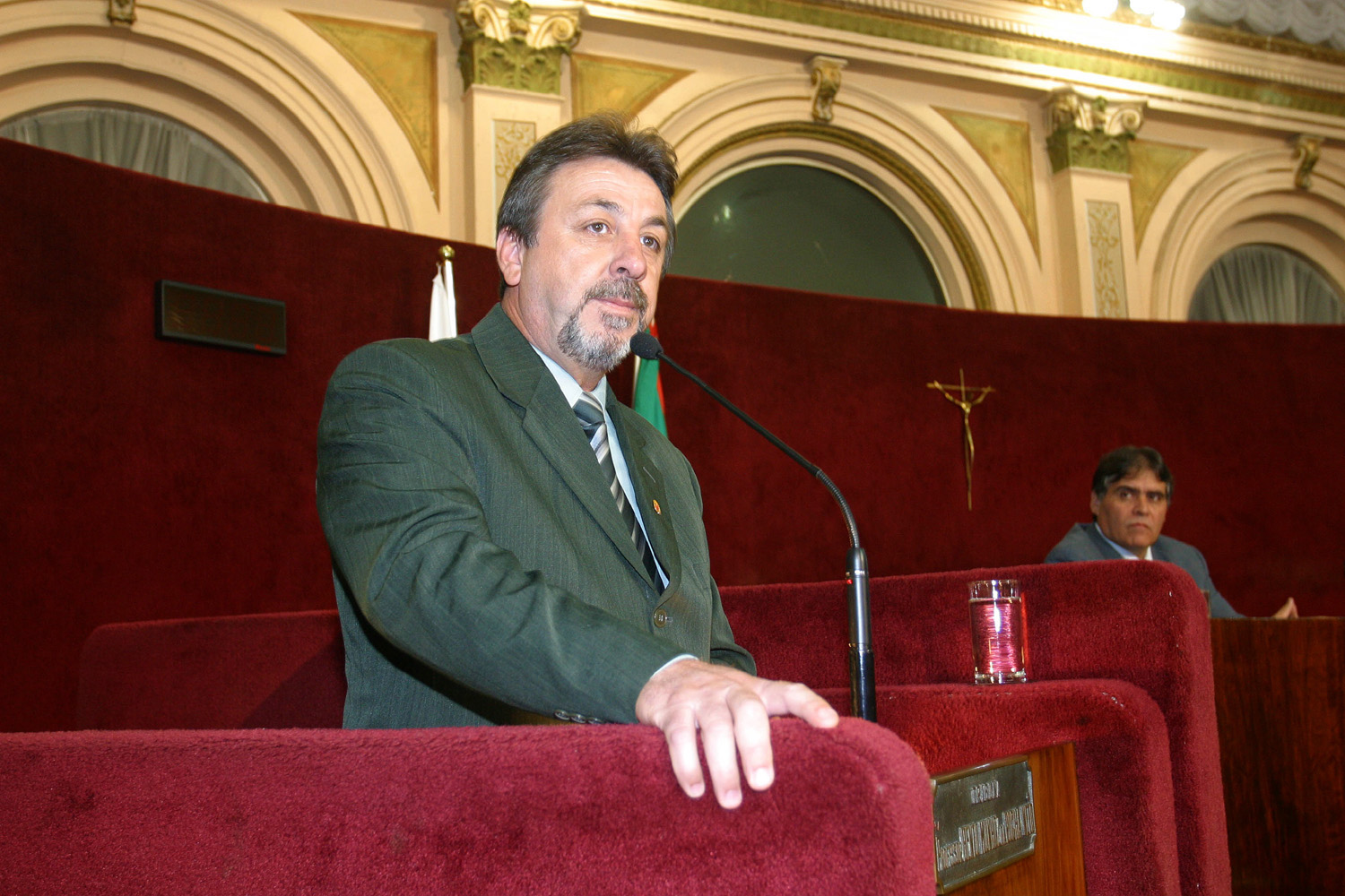 Ministro de igreja é Vulto Emérito 