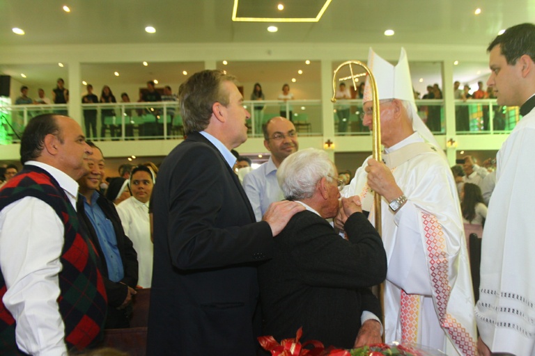 Missa de Dedicação reúne autoridades 