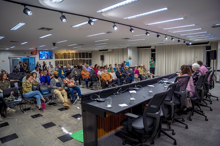Mobilidade urbana: seminário alerta à nova licitação do transporte de Curitiba
