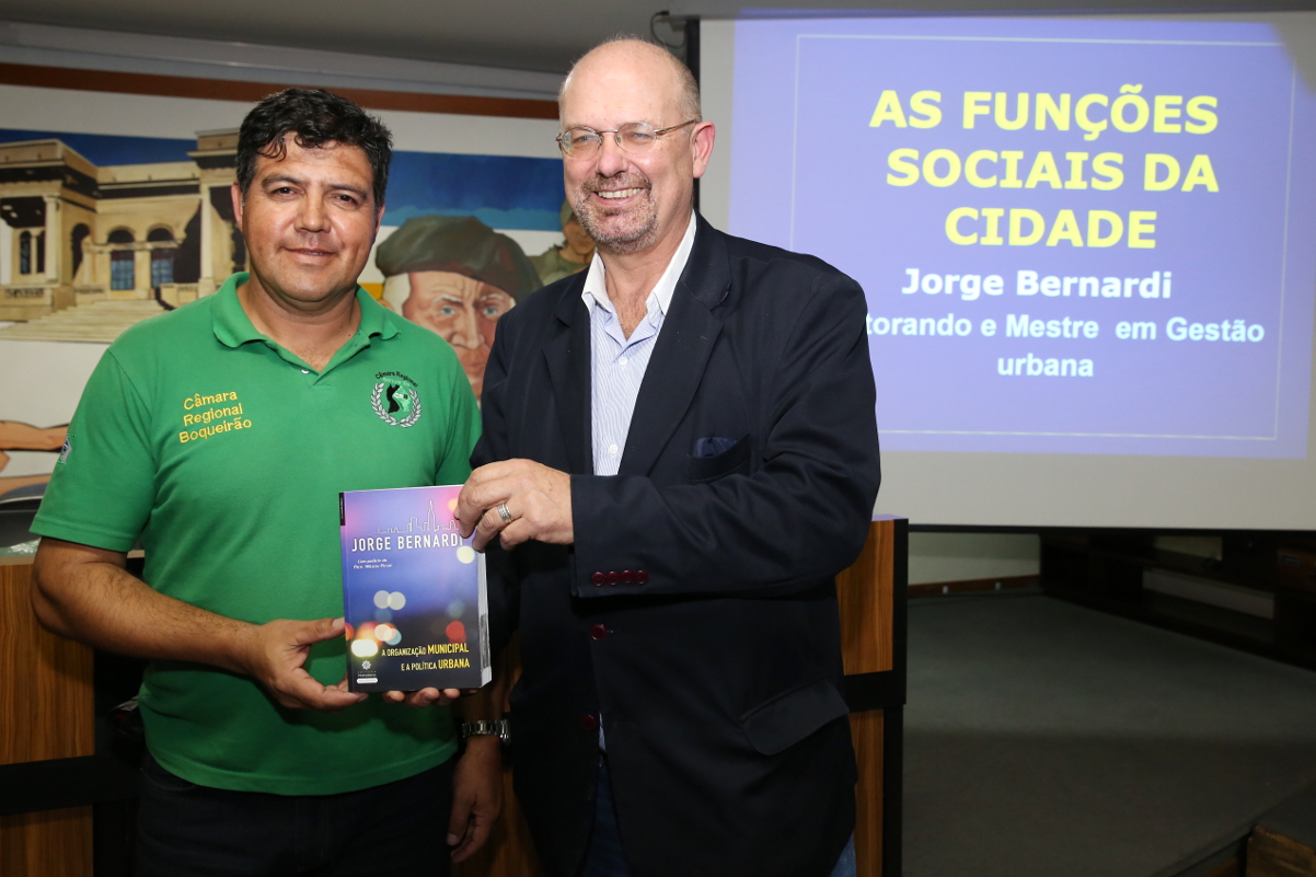 Moradores do Boqueirão pedem mais serviços públicos na região