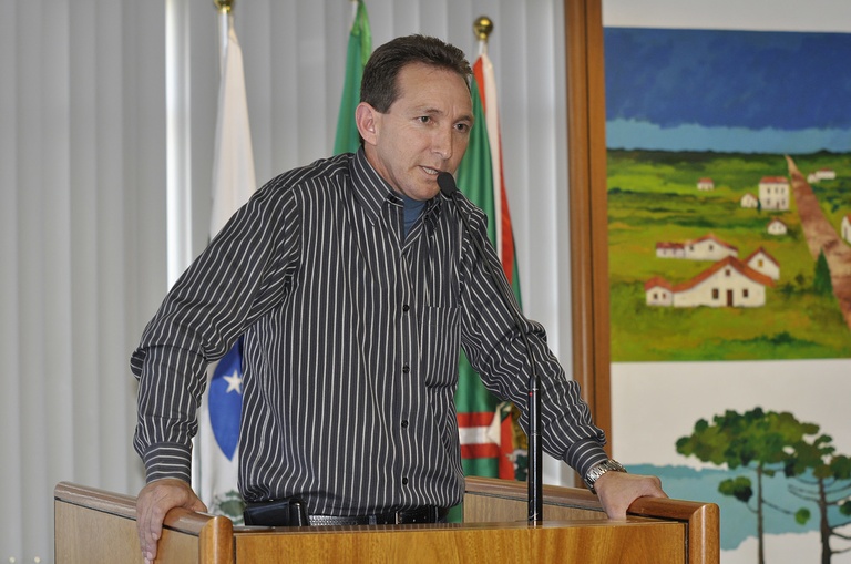 Moreira explica pedidos de informações 